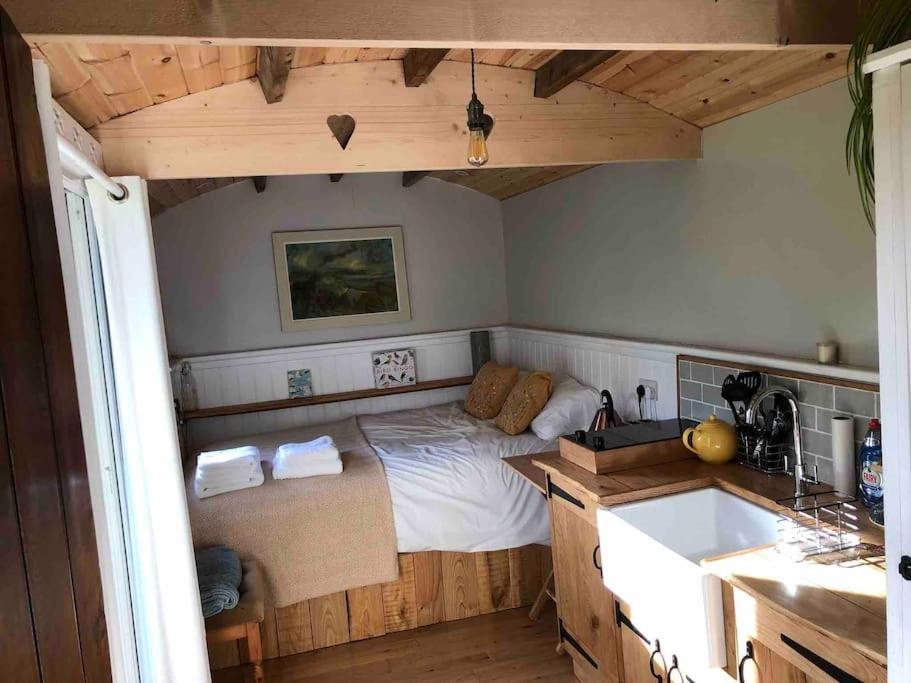 Graffham Aspen Leaves: The Perfect Farm Retreat 빌라 외부 사진